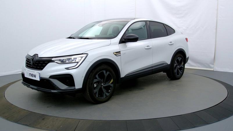 Vente en ligne Renault Arkana  E-Tech hybride 145 - 22 au prix de 27 990 €