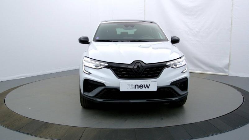 Vente en ligne Renault Arkana  E-Tech hybride 145 - 22 au prix de 27 990 €