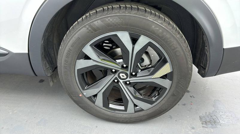 Vente en ligne Renault Arkana  E-Tech hybride 145 - 22 au prix de 27 990 €
