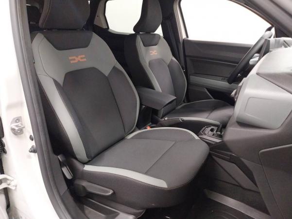 Vente en ligne Dacia Duster  Hybrid 140 4x2 au prix de 28 900 €