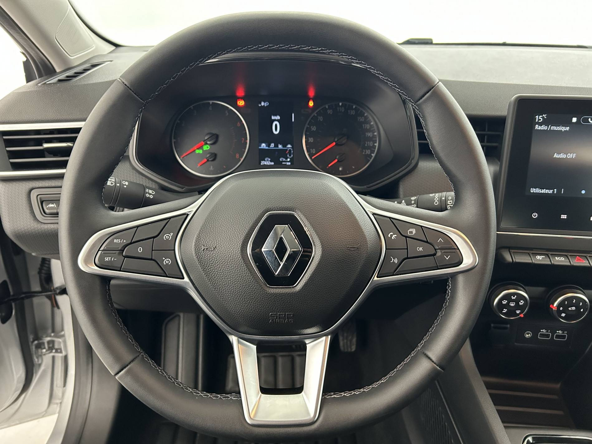 Vente en ligne Renault Clio 5 Clio TCe 90 au prix de 14 990 €