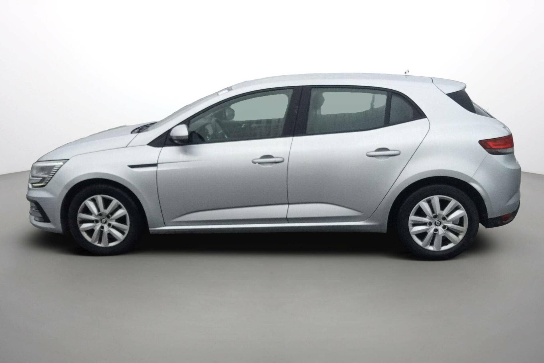 Vente en ligne Renault Megane 4  Blue dCi 115 EDC au prix de 15 990 €
