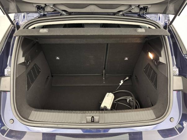 Vente en ligne Renault Megane E-Tech  EV40 130ch standard charge au prix de 22 990 €