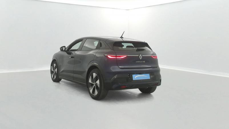 Vente en ligne Renault Megane E-Tech  EV40 130ch standard charge au prix de 22 990 €