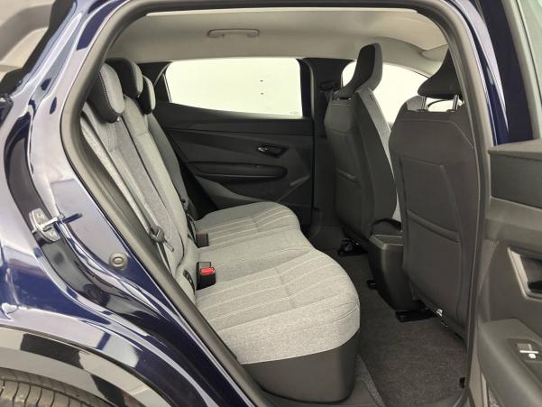 Vente en ligne Renault Megane E-Tech  EV40 130ch standard charge au prix de 22 990 €