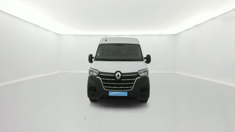 Vente en ligne Renault Master 3 Fourgon MASTER FGN TRAC F3500 L2H2 DCI 135 au prix de 21 590 €