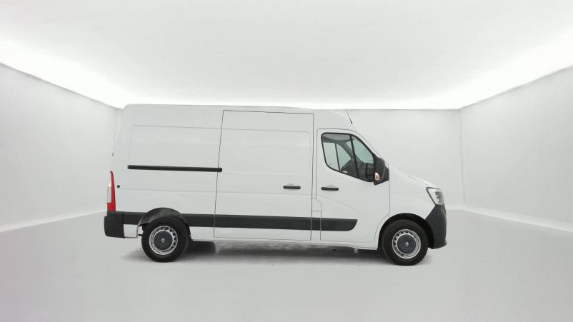 Vente en ligne Renault Master 3 Fourgon MASTER FGN TRAC F3500 L2H2 DCI 135 au prix de 21 590 €