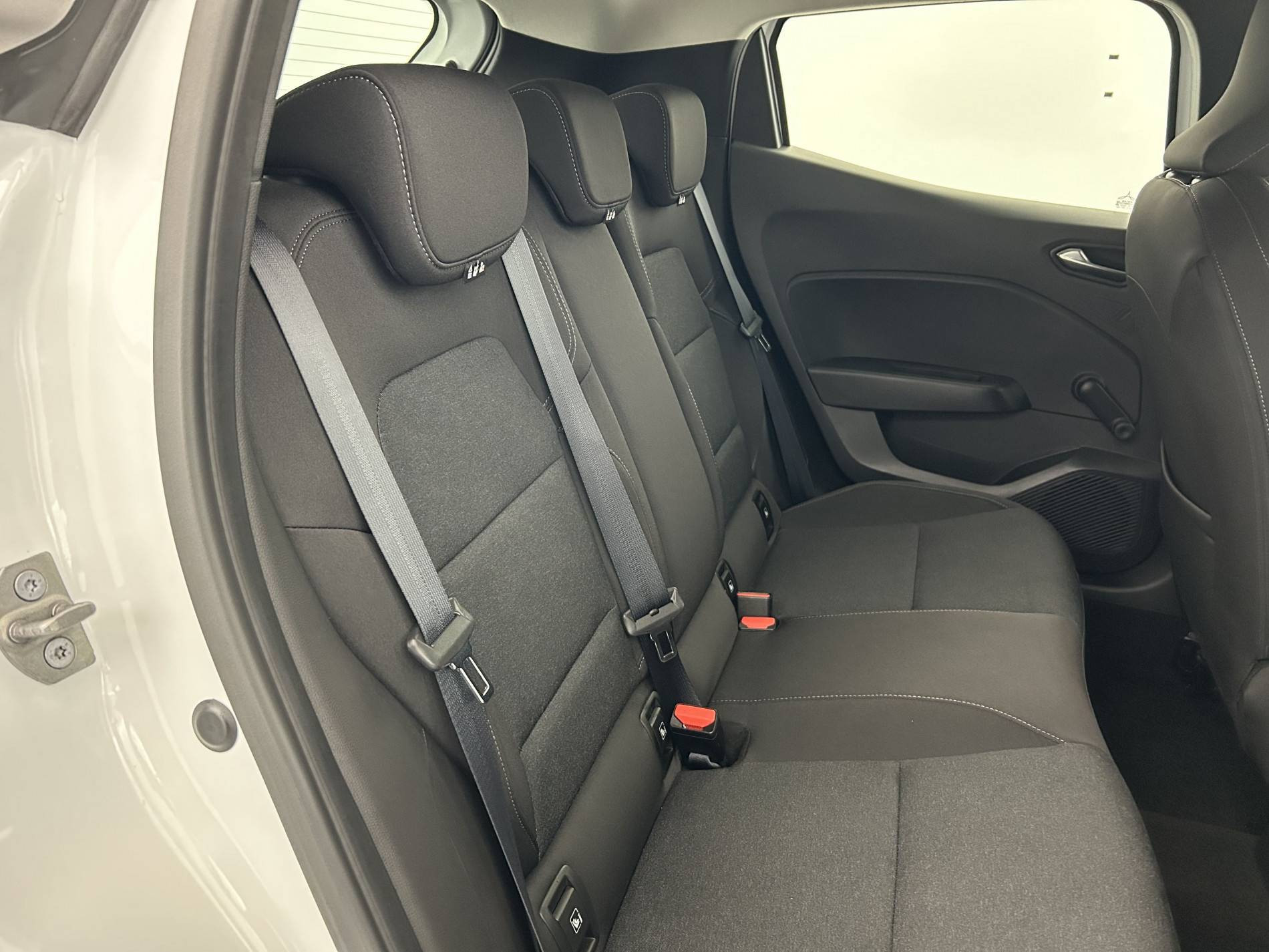 Vente en ligne Renault Clio 5 Clio TCe 90 au prix de 13 990 €