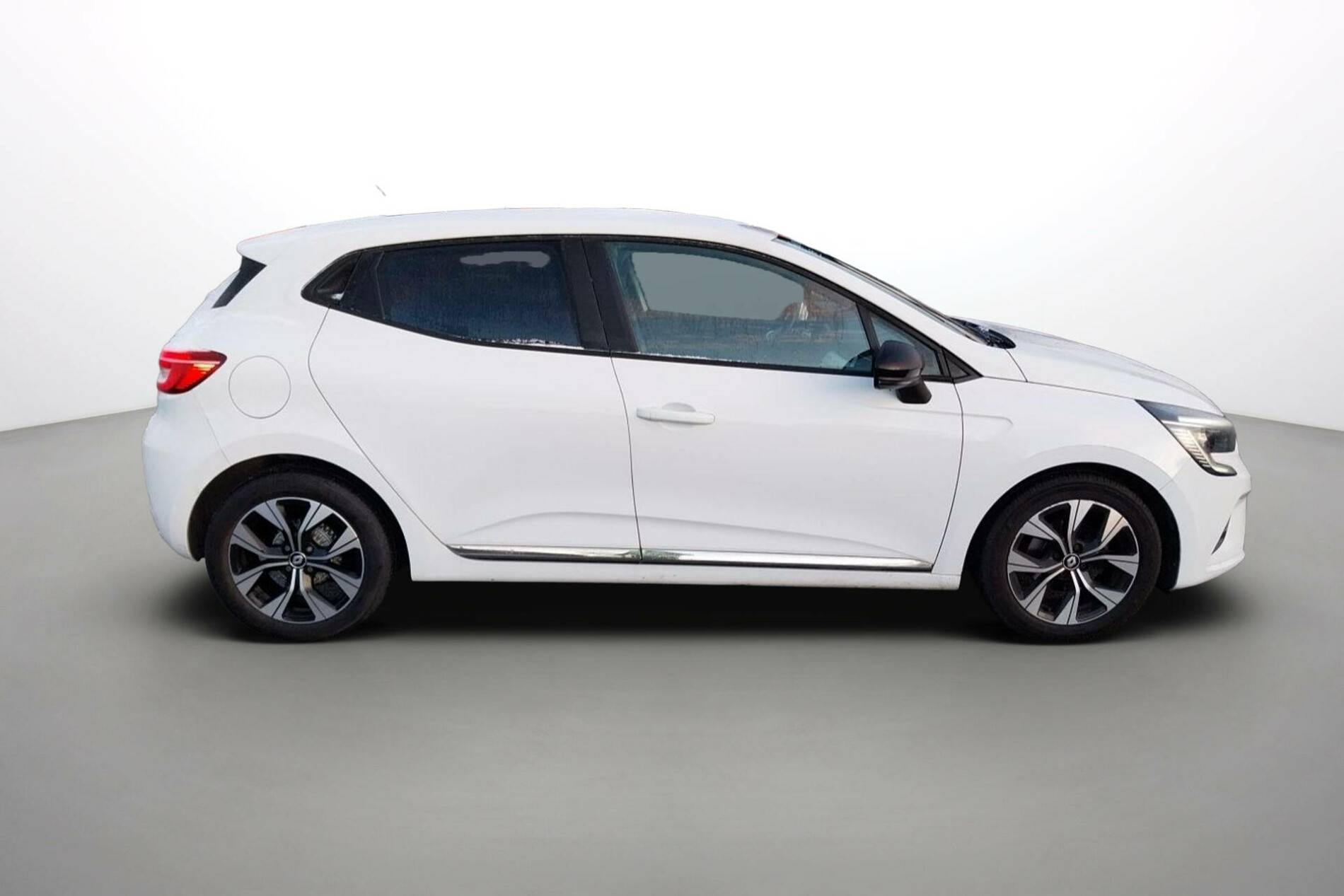 Vente en ligne Renault Clio 5 Clio TCe 90 au prix de 13 990 €