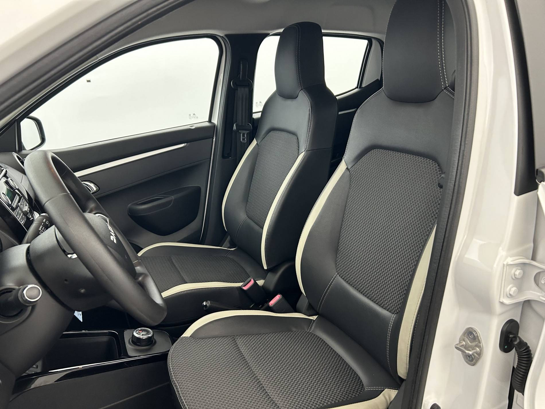 Vente en ligne Dacia Spring Spring au prix de 9 590 €