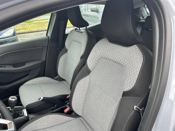 Vente en ligne Renault Clio 5 Clio TCe 100 GPL au prix de 17 590 €