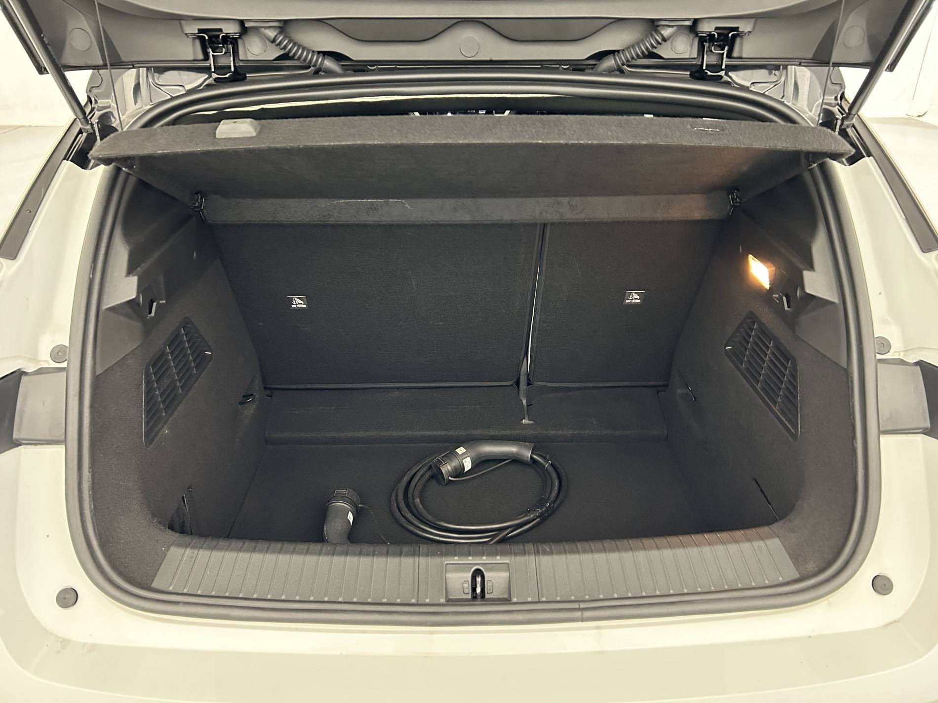 Vente en ligne Renault Megane E-Tech  EV60 220 ch super charge au prix de 20 490 €