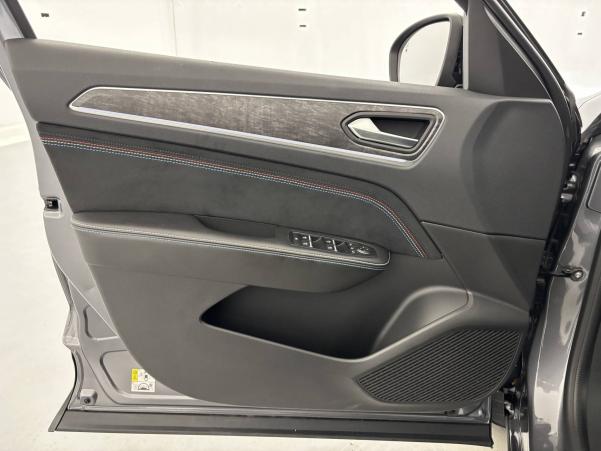 Vente en ligne Renault Arkana  TCe 160 EDC - 23 au prix de 27 990 €
