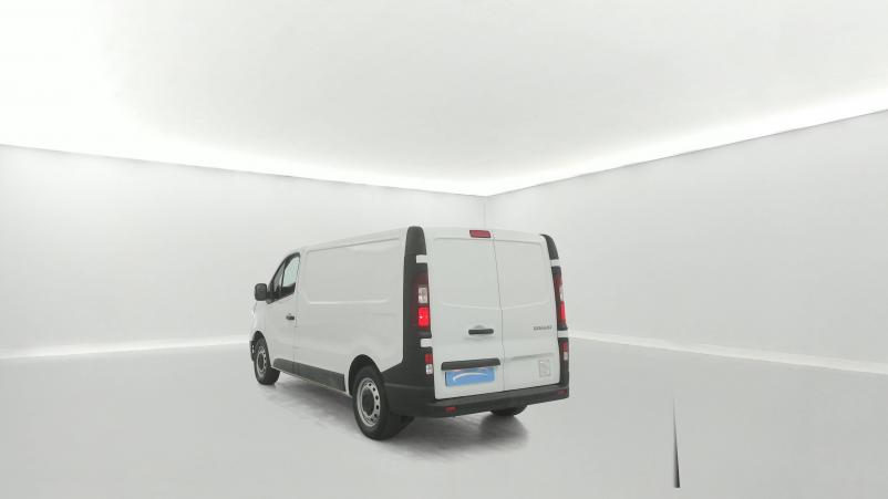 Vente en ligne Renault Trafic 3 Fourgon TRAFIC FGN L1H1 2800 KG BLUE DCI 110 au prix de 20 590 €
