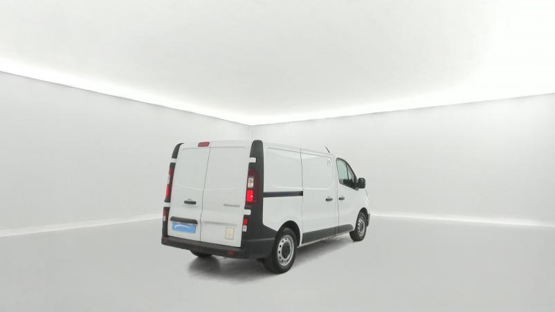 Vente en ligne Renault Trafic 3 Fourgon TRAFIC FGN L1H1 2800 KG BLUE DCI 110 au prix de 20 590 €