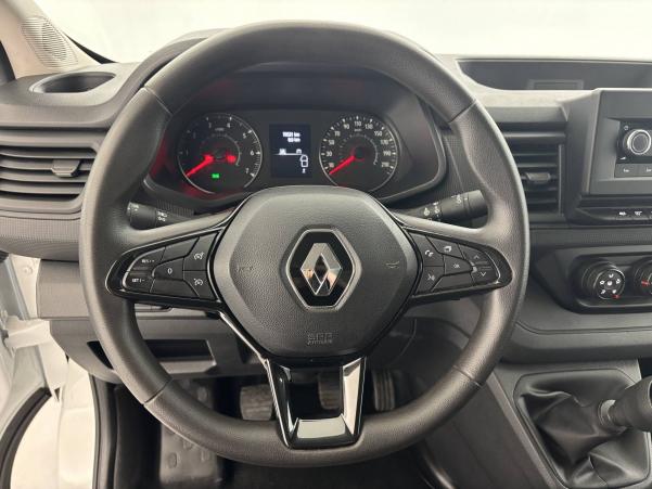Vente en ligne Renault Trafic 3 Fourgon TRAFIC FGN L1H1 2800 KG BLUE DCI 110 au prix de 20 590 €
