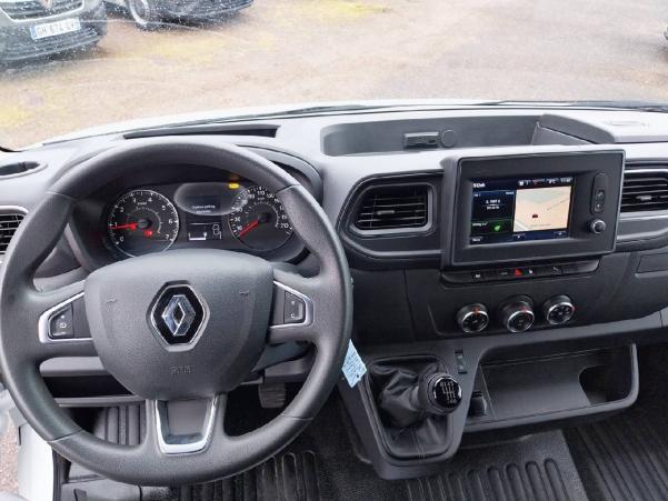 Vente en ligne Renault Master 3 Fourgon MASTER FGN TRAC F3300 L2H2 BLUE DCI 135 au prix de 27 900 €