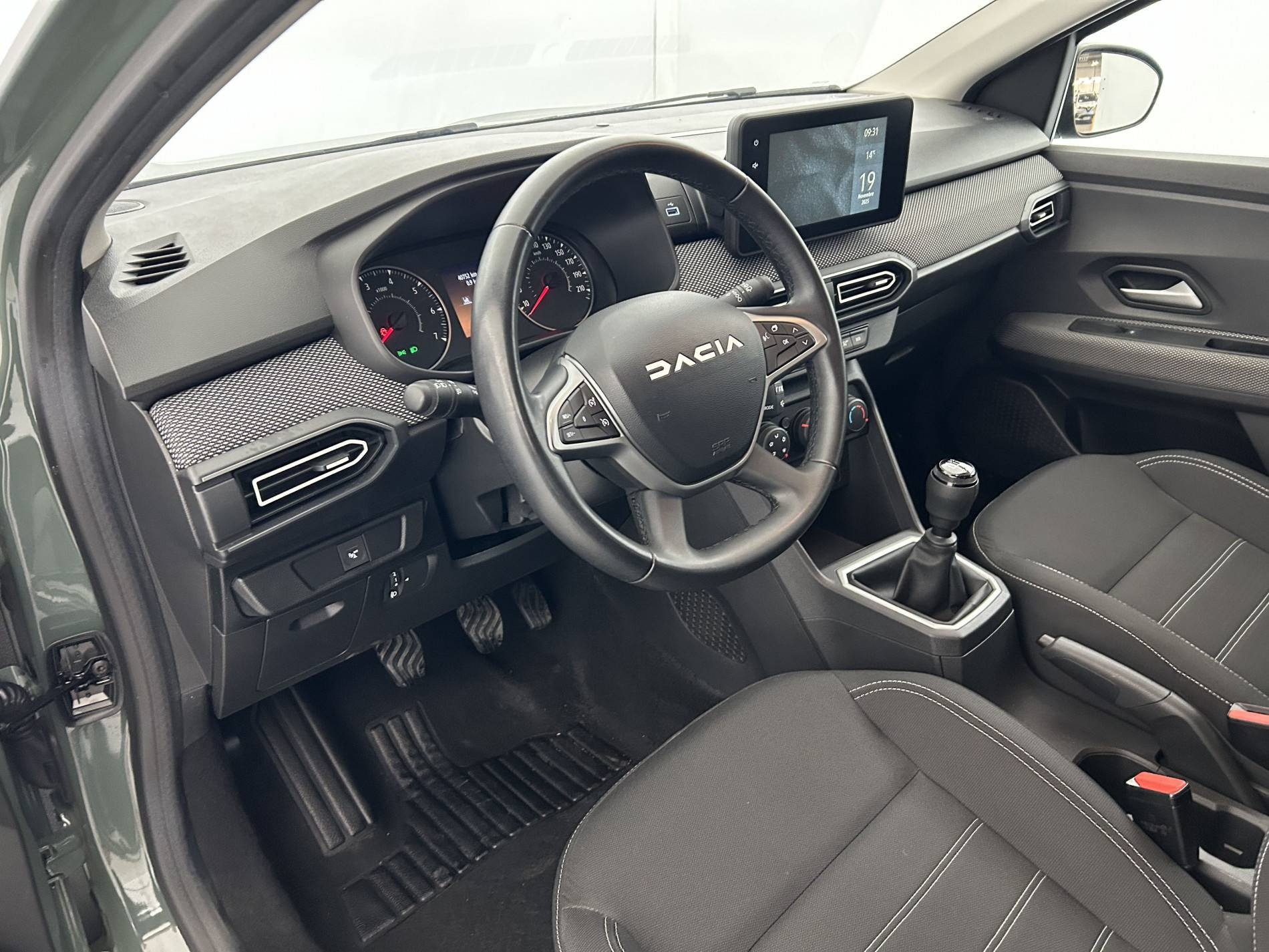 Vente en ligne Dacia Jogger  TCe 110 7 places au prix de 18 990 €