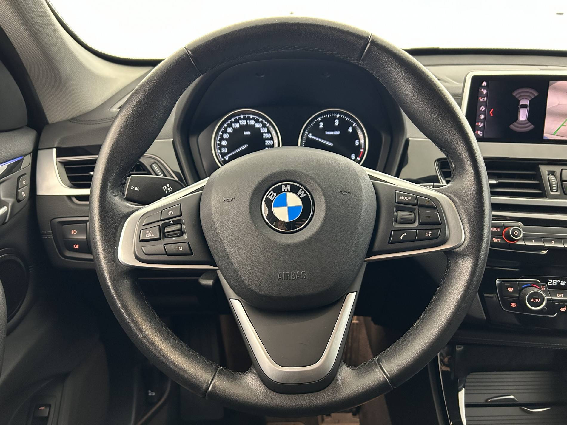 Vente en ligne Bmw X1 X1 sDrive 16d 116 ch DKG7 au prix de 22 490 €