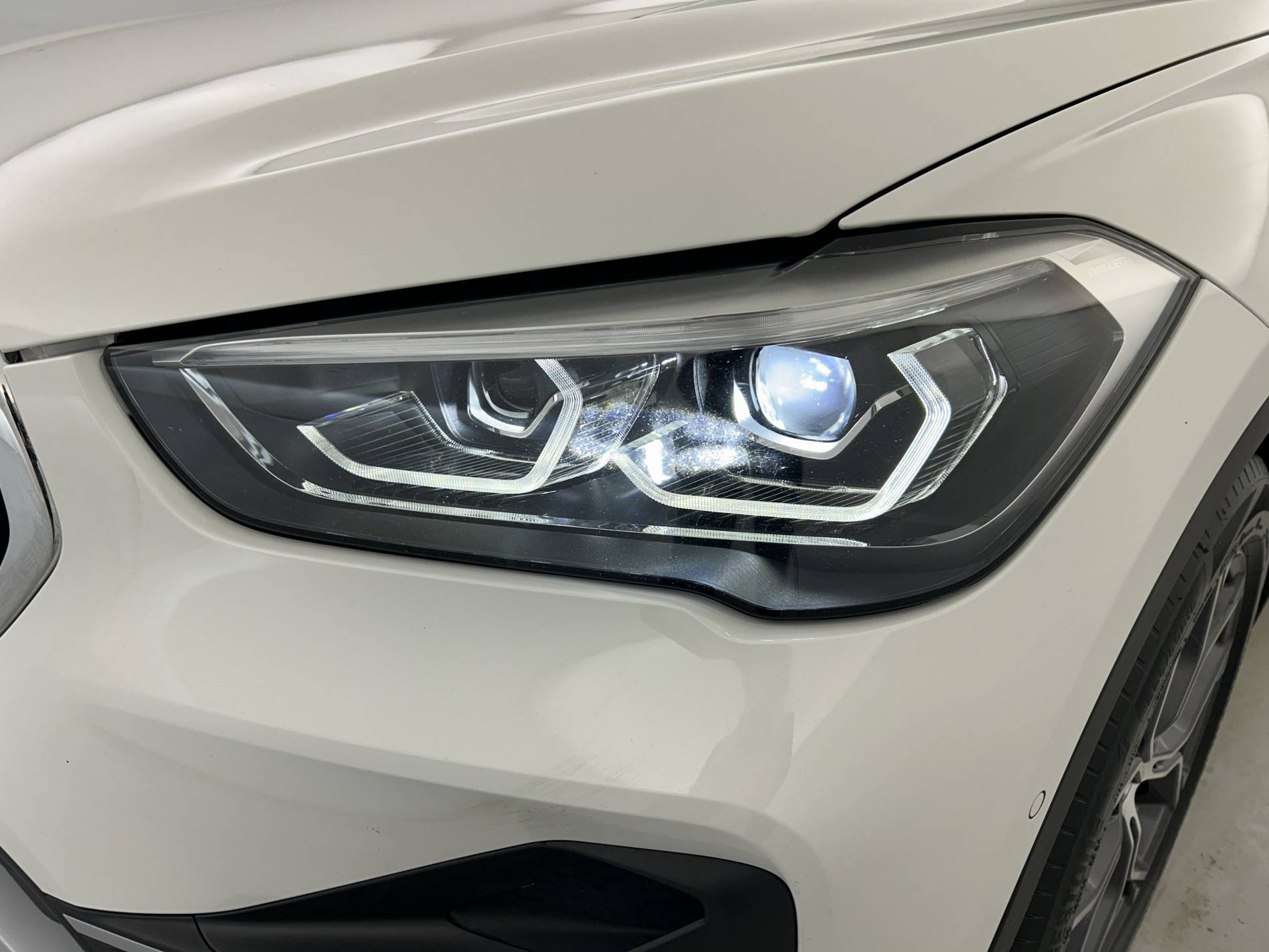 Vente en ligne Bmw X1 X1 sDrive 16d 116 ch DKG7 au prix de 22 490 €