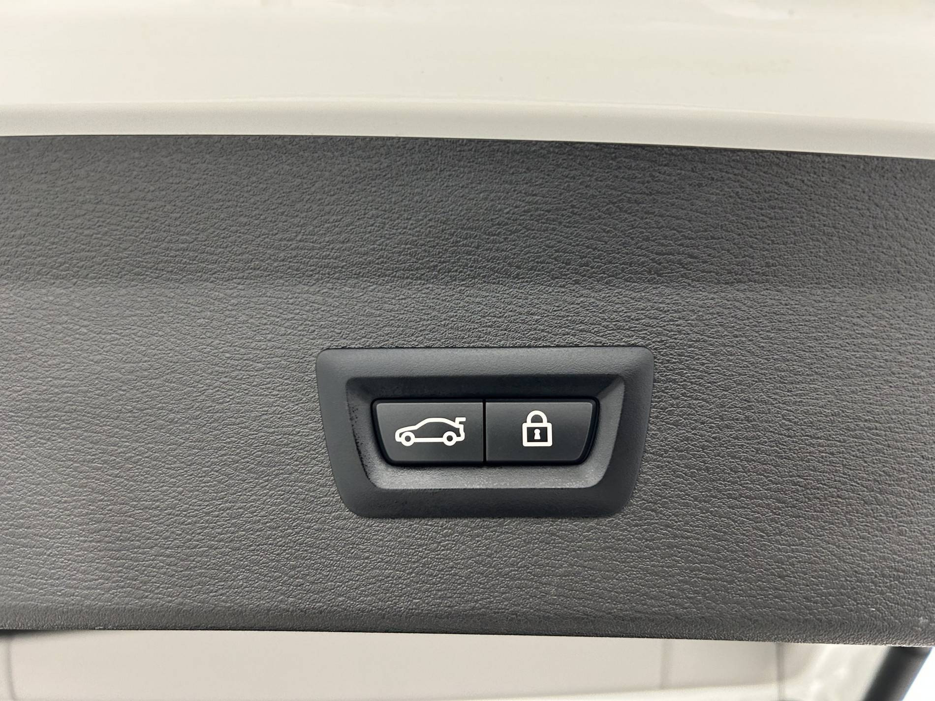 Vente en ligne Bmw X1 X1 sDrive 16d 116 ch DKG7 au prix de 22 490 €