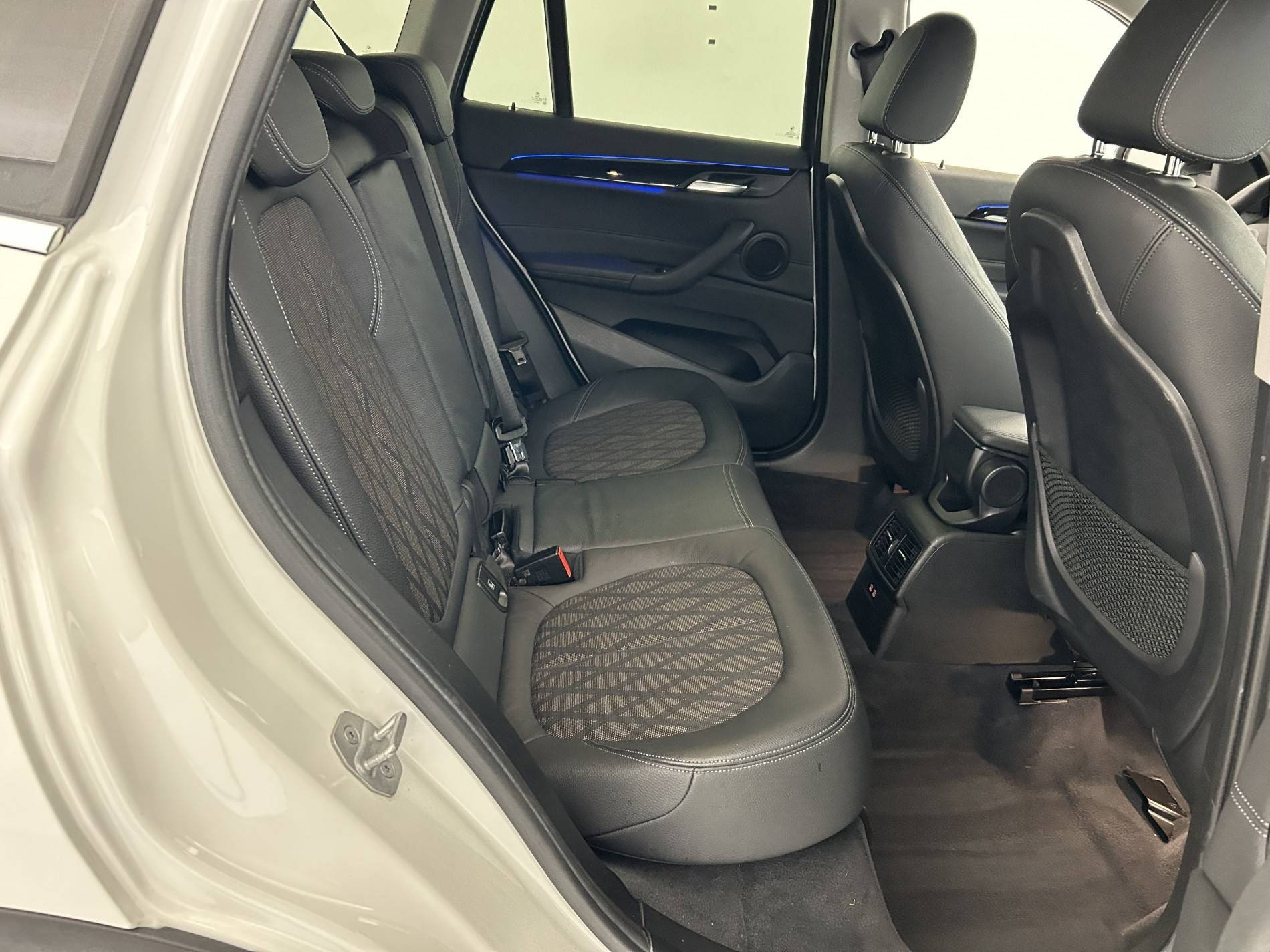 Vente en ligne Bmw X1 X1 sDrive 16d 116 ch DKG7 au prix de 22 490 €