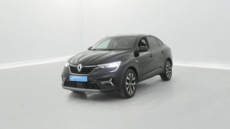 Vente en ligne Renault Arkana  E-Tech 145 au prix de 17 990 €