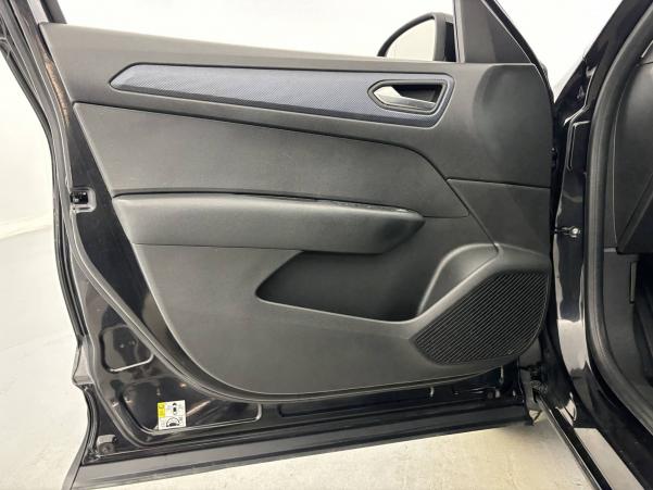 Vente en ligne Renault Arkana  E-Tech 145 au prix de 17 990 €
