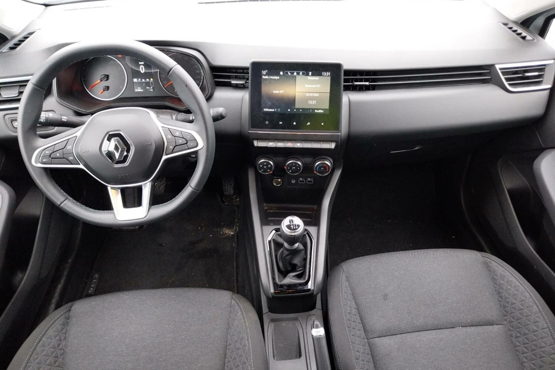 Vente en ligne Renault Clio 5 Clio TCe 90 au prix de 13 990 €