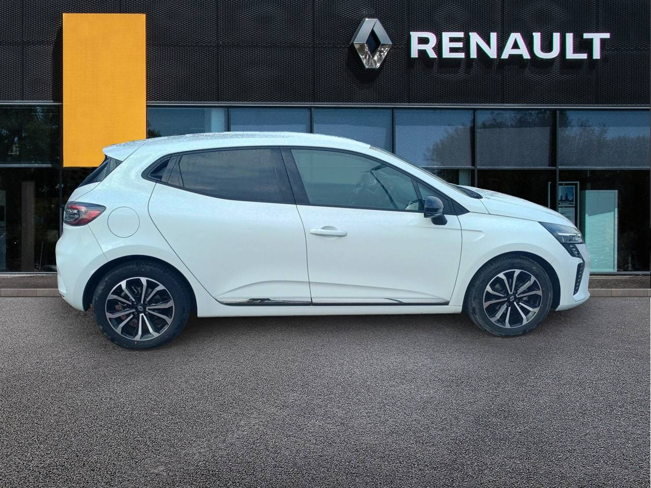 Vente en ligne Renault Clio 5 Clio TCe 90 ch GSR2 au prix de 18 590 €