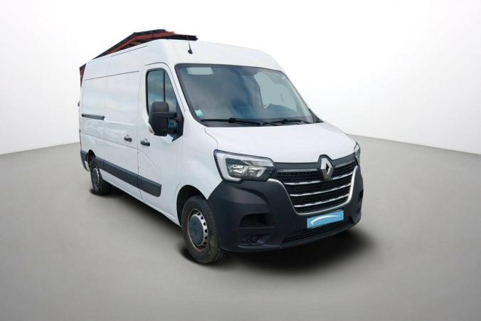 Vente en ligne Renault Master 3 Fourgon MASTER FGN TRAC F3500 L2H2 DCI 135 au prix de 25 990 €