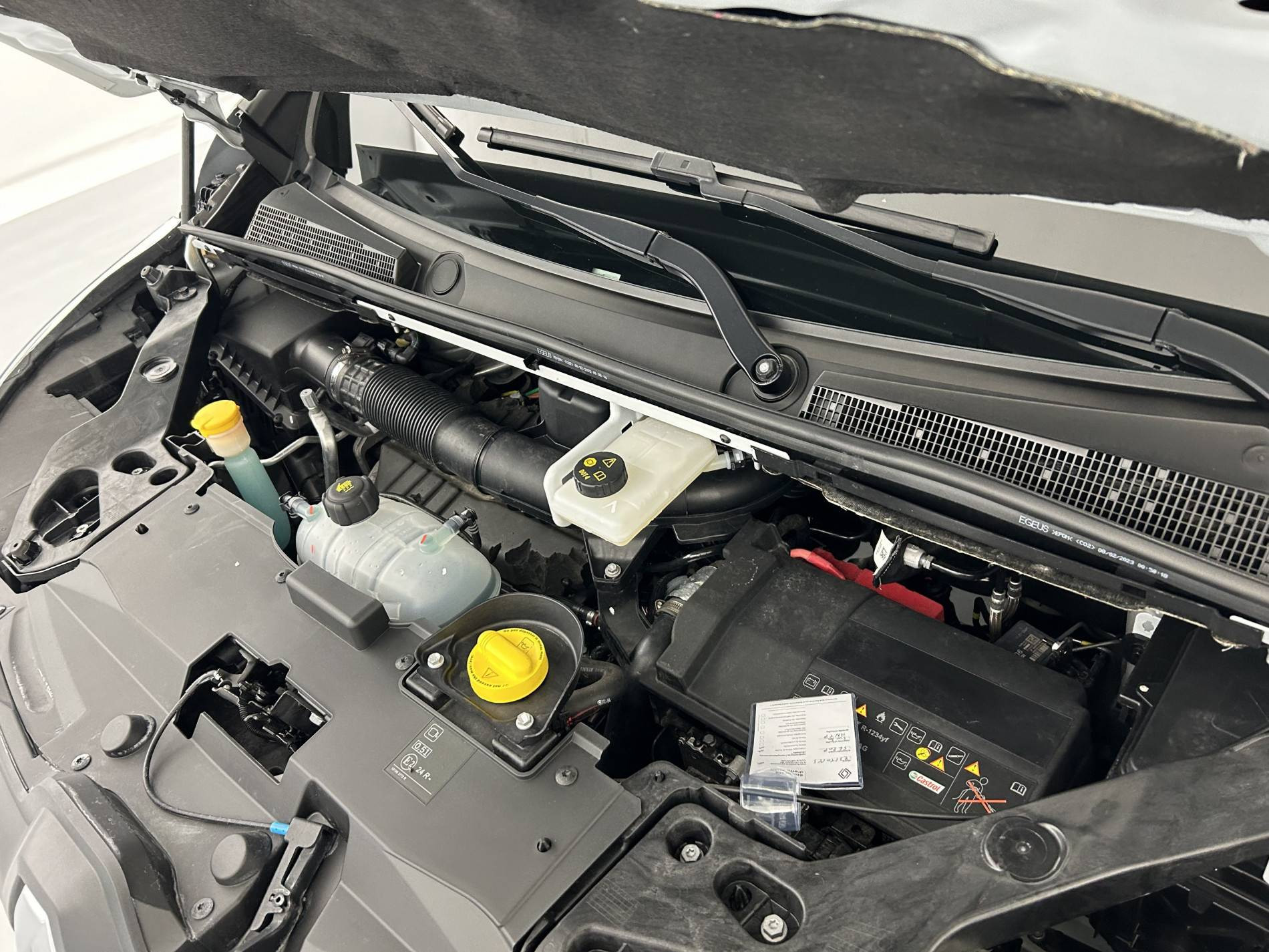 Vente en ligne Renault Trafic 3 Fourgon TRAFIC FGN L1H1 3000 KG BLUE DCI 130 au prix de 24 990 €