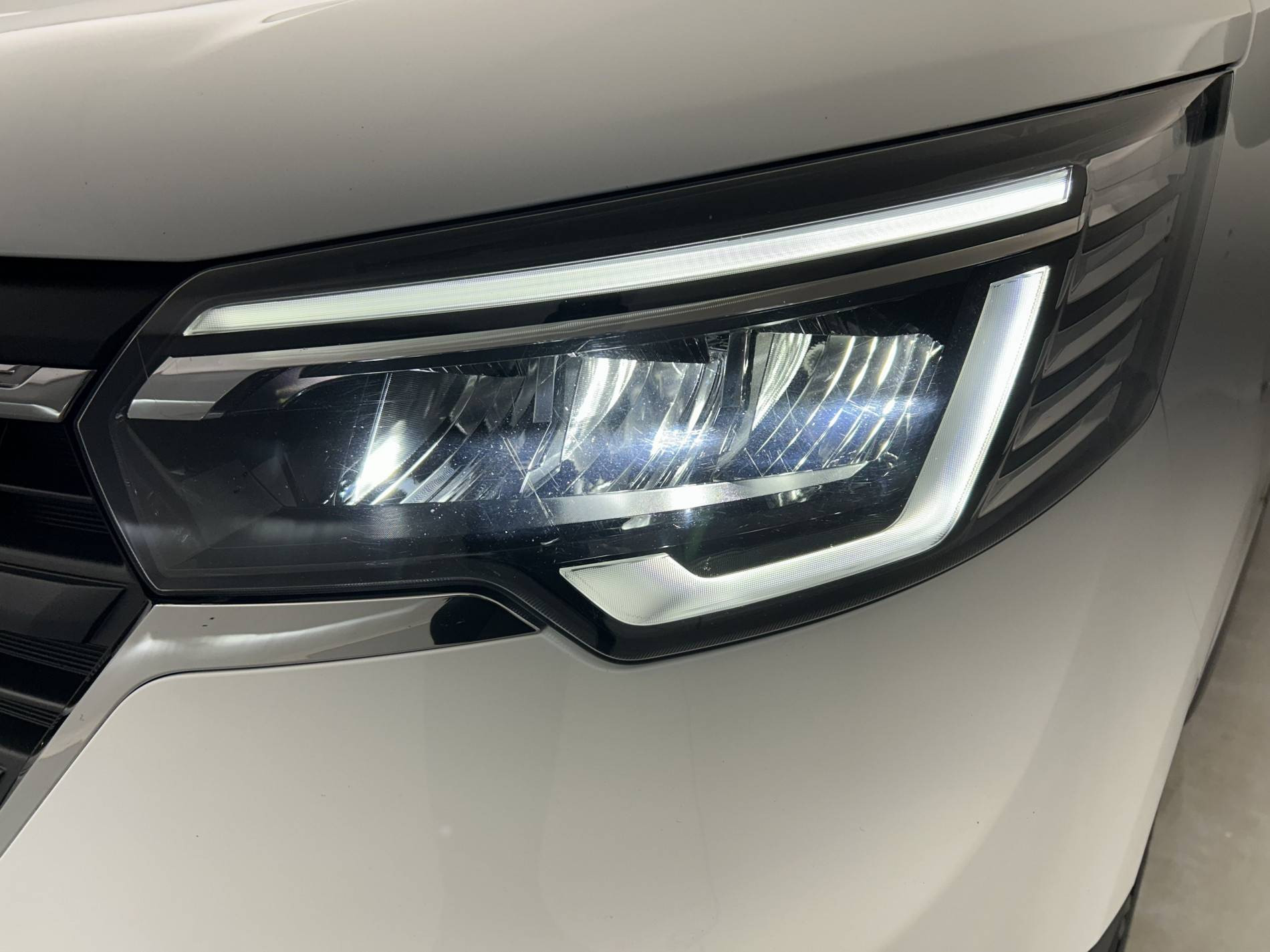 Vente en ligne Renault Trafic 3 Fourgon TRAFIC FGN L1H1 3000 KG BLUE DCI 130 au prix de 24 990 €