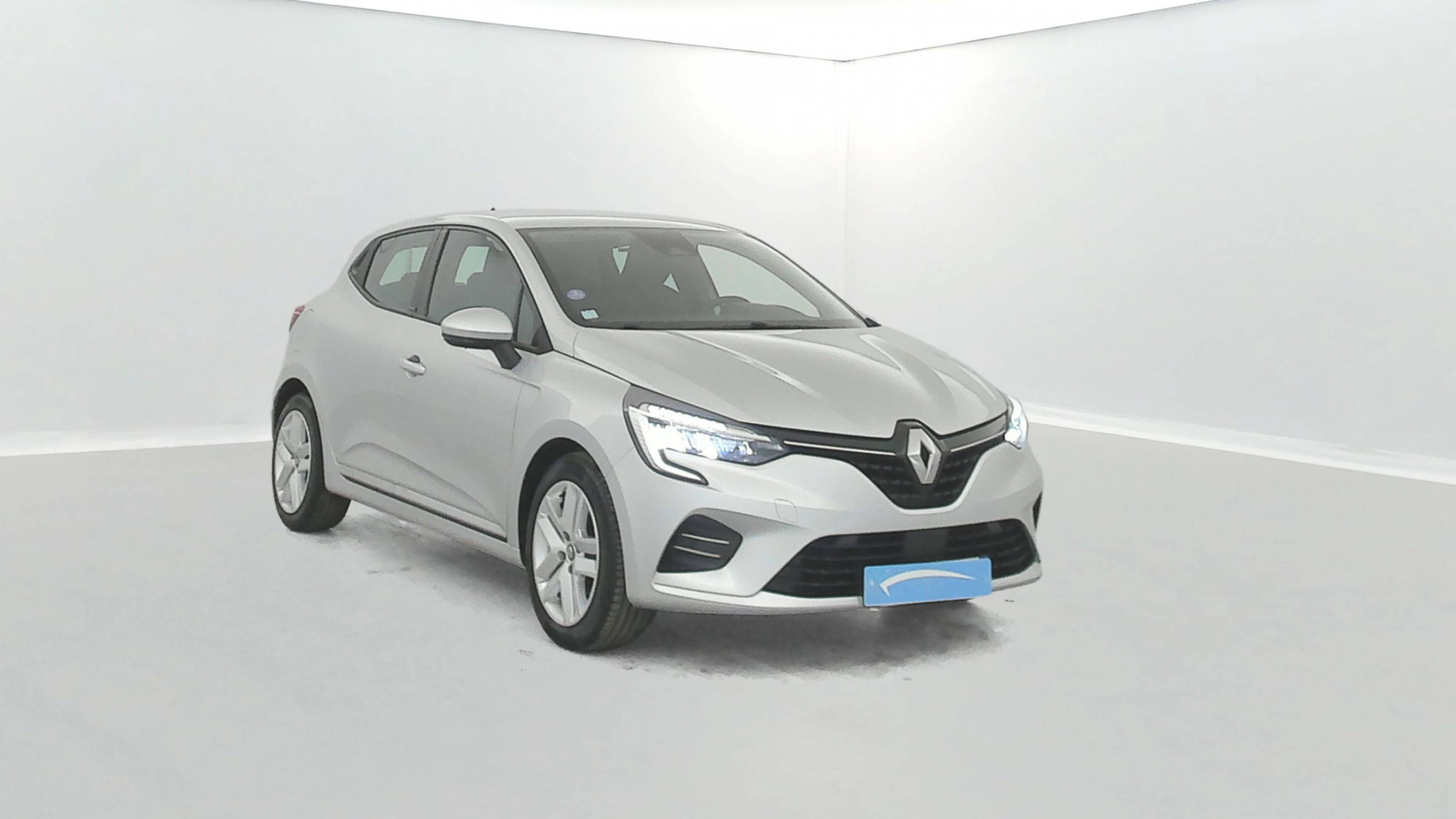 Vente en ligne Renault Clio 5 Clio E-Tech 140 - 21 au prix de 13 790 €