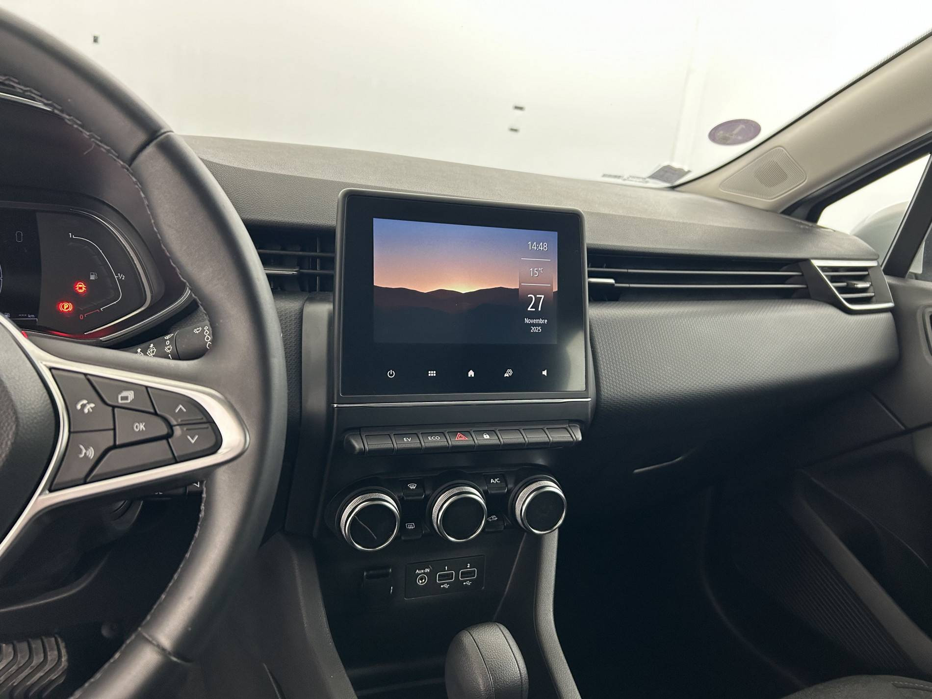 Vente en ligne Renault Clio 5 Clio E-Tech 140 - 21 au prix de 13 790 €