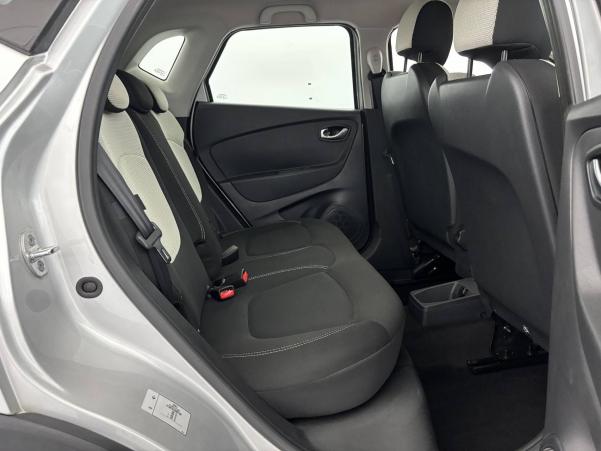 Vente en ligne Renault Captur Captur TCe 90 E6C au prix de 12 990 €