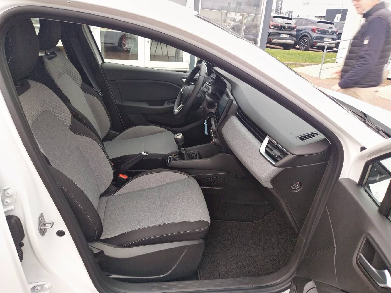 Vente en ligne Renault Clio 5 Clio SCe 65 ch GSR2 au prix de 15 490 €