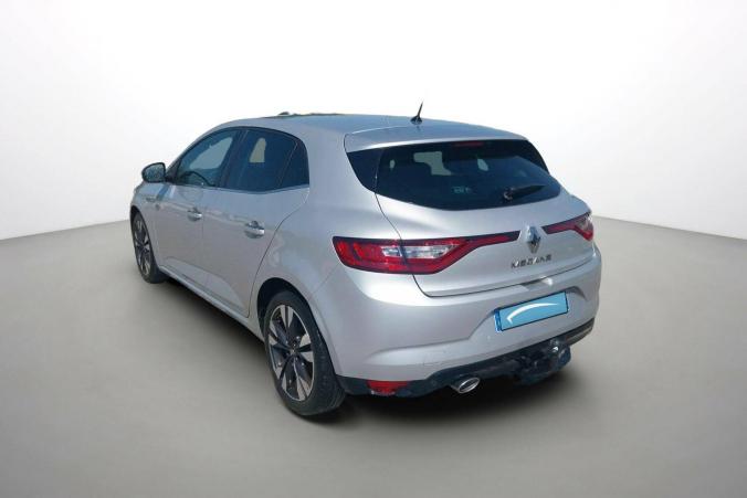 Vente en ligne Renault Megane 4 Mégane IV Berline Blue dCi 115 au prix de 13 990 €