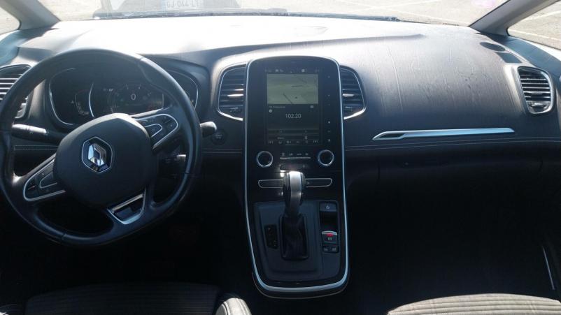 Vente en ligne Renault Scenic 4 Scenic TCe 140 FAP EDC au prix de 17 990 €