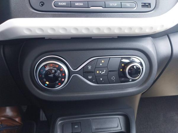 Vente en ligne Renault Twingo Electrique Twingo III E-Tech au prix de 12 490 €