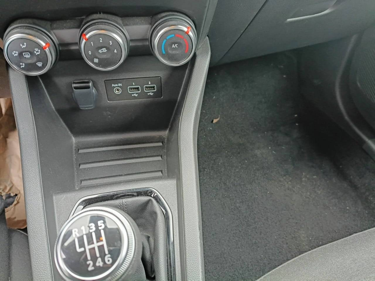 Vente en ligne Renault Clio 5 Clio TCe 90 au prix de 14 490 €