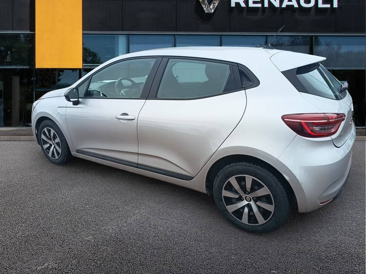 Vente en ligne Renault Clio 5 Clio TCe 90 au prix de 14 490 €