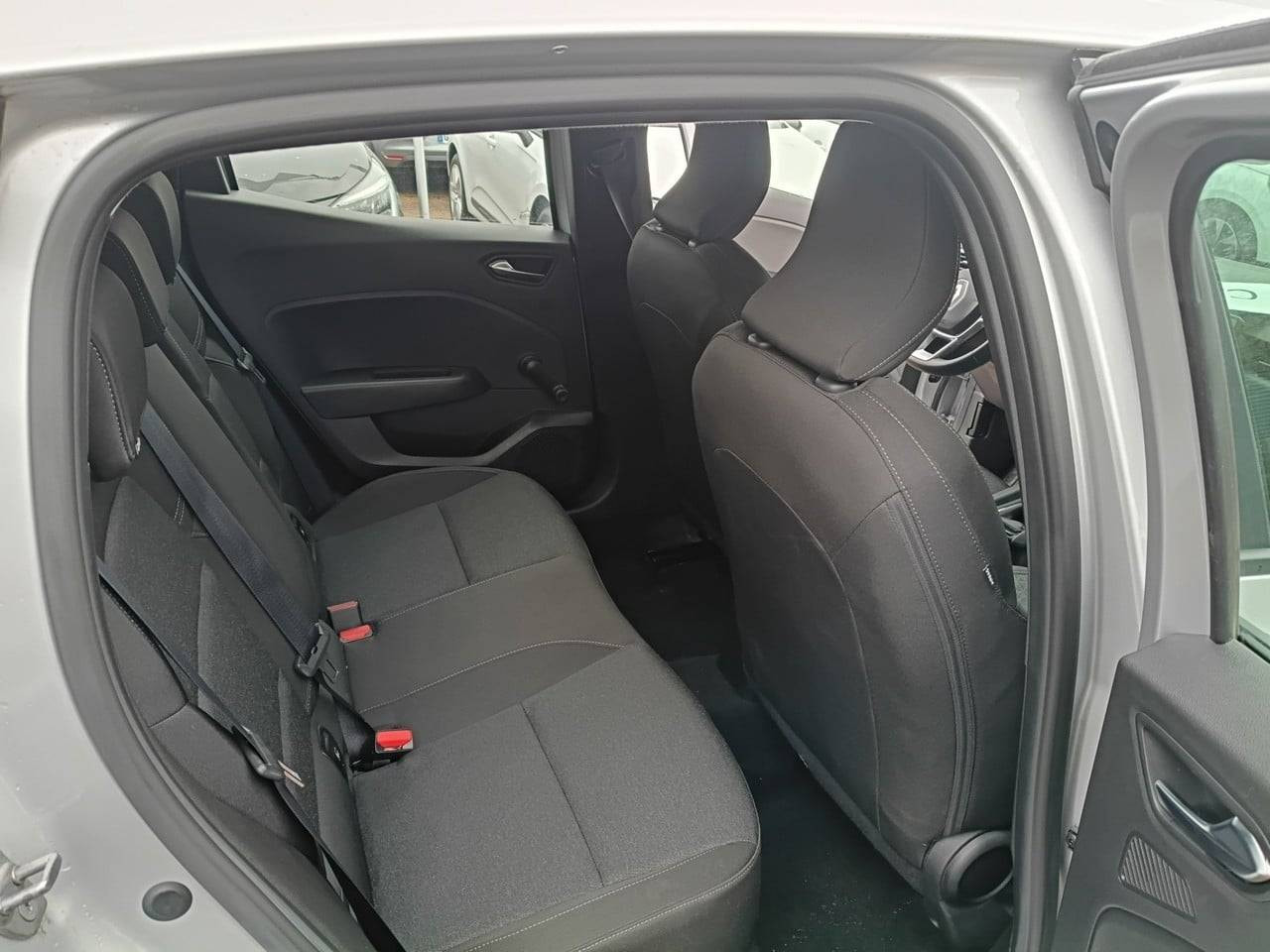 Vente en ligne Renault Clio 5 Clio TCe 90 au prix de 14 490 €