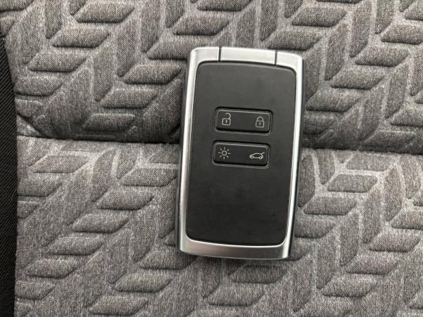 Vente en ligne Renault Talisman  Tce 140 FAP au prix de 19 990 €