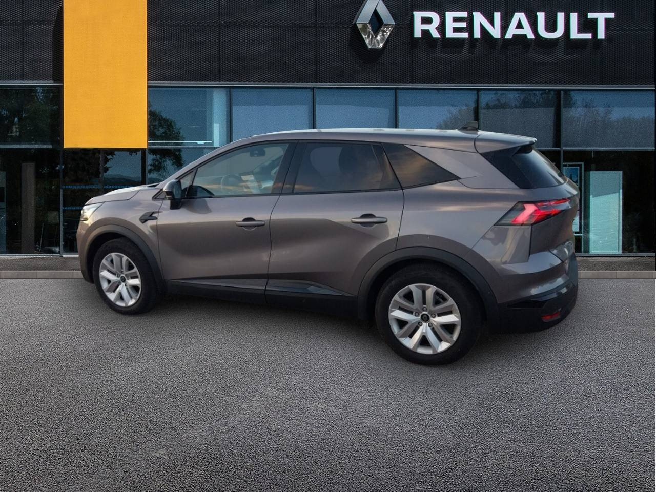 Vente en ligne Renault Symbioz  E-Tech full hybrid 145 au prix de 26 590 €