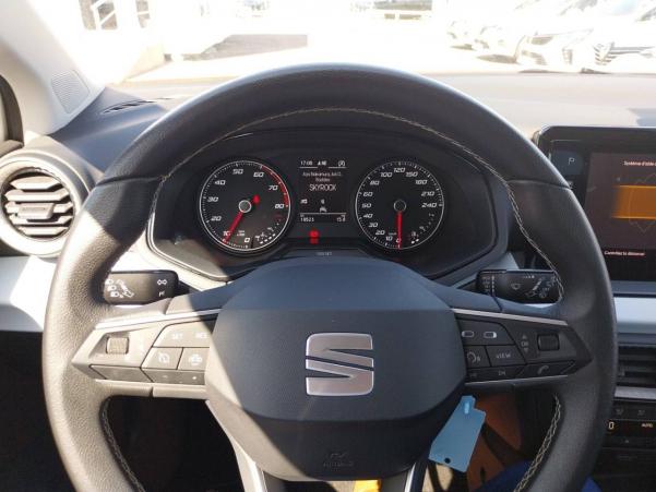 Vente en ligne Seat Ibiza  1.0 MPI 80 ch S/S BVM5 au prix de 14 590 €