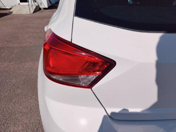 Vente en ligne Seat Ibiza  1.0 MPI 80 ch S/S BVM5 au prix de 14 590 €