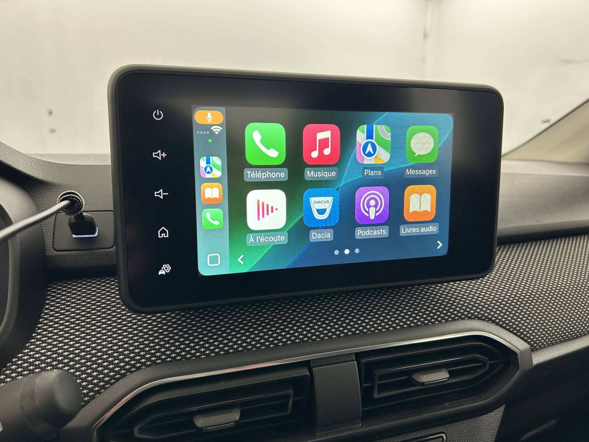 Vente en ligne Dacia Sandero 3  SCe 65 - 22 au prix de 11 990 €