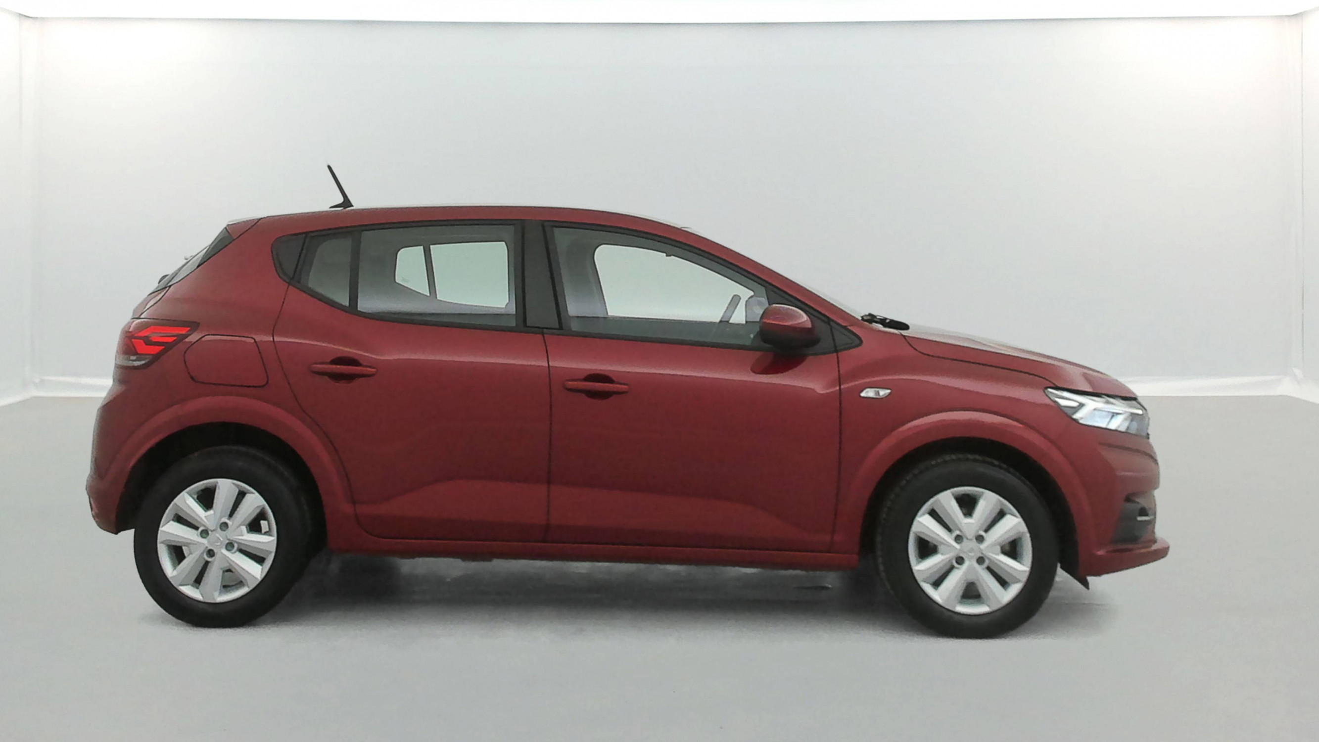 Vente en ligne Dacia Sandero 3  SCe 65 - 22 au prix de 11 990 €