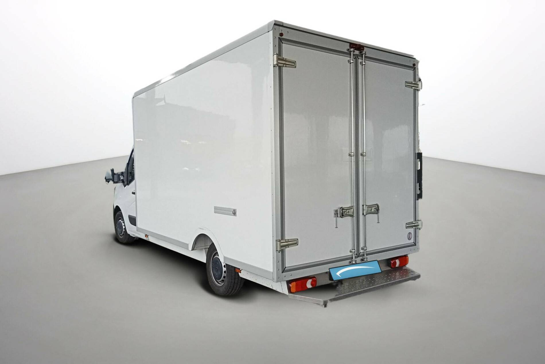 Vente en ligne Renault Master 3 Châssis Cabine MASTER PHC TRAC F3500 L3H1 BLUE DCI 145 EURO VI au prix de 32 990 €